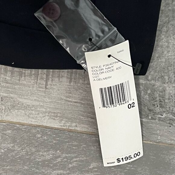 NWT DKNY Navy Blue Flat Front Mid Rise Long Bermuda City Dress Cuff Short 2 XS - Picture 9 of 9